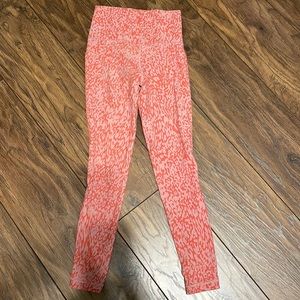 Athleta Salutation Stash Pocket II 7/8 Tight - XXS Printed Orange